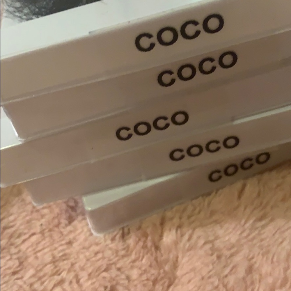 Coco - Picture 3 of 3